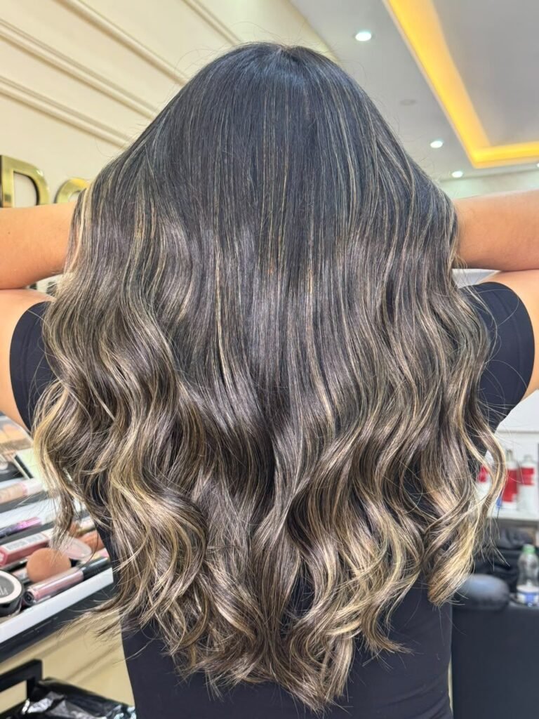 Color design by Roma Hair Salon in Laureles, Medellín